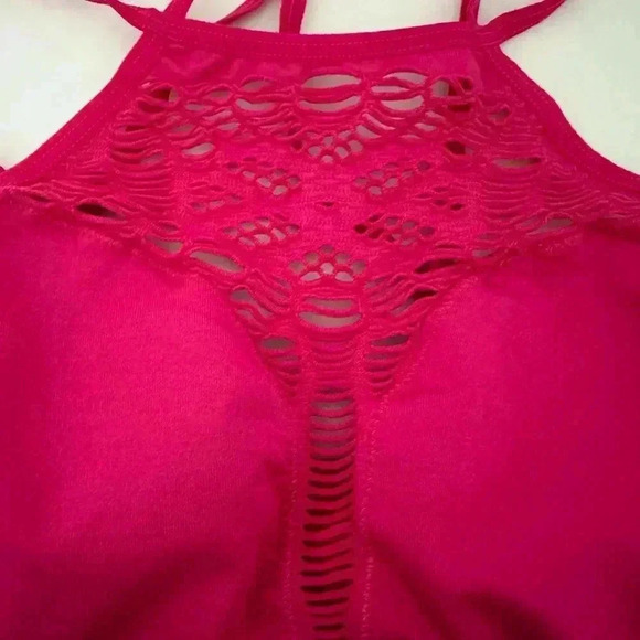 Victoria's Secrets Seamless Pink High Neck Cut Out Strappy Bralette. Medium - Picture 2 of 9
